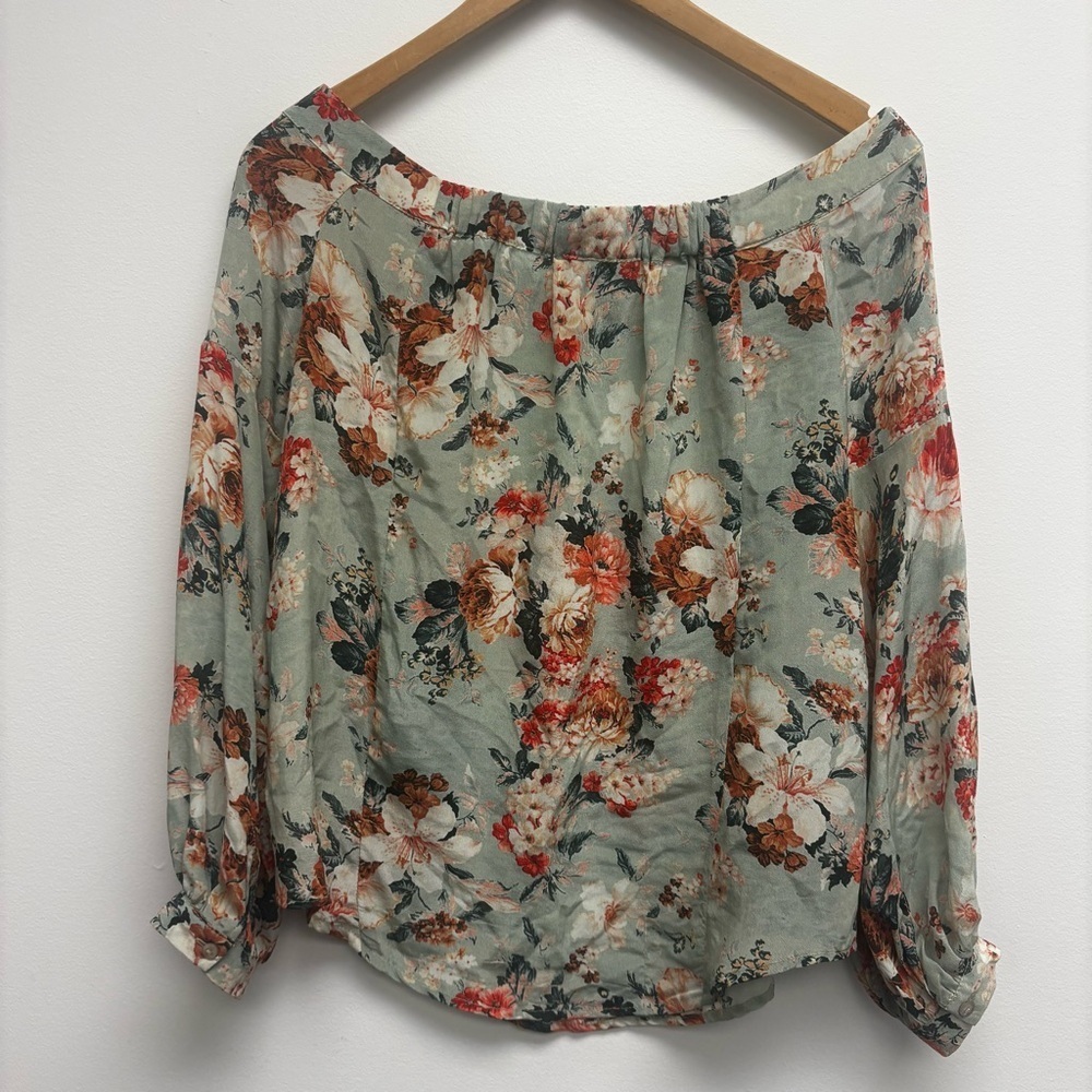 Tolani Floral Silk Off Shoulder Blouse - Picture 10 of 10